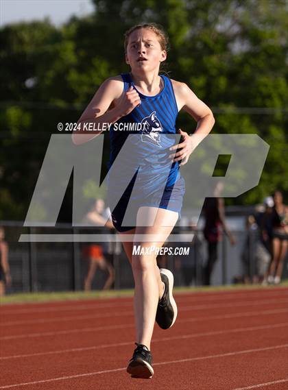 Thumbnail 2 in Weatherford Eagle Invitational (1600 Meter) photogallery.