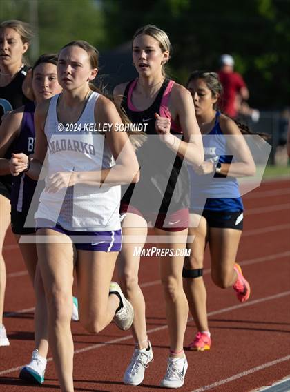Thumbnail 1 in Weatherford Eagle Invitational (1600 Meter) photogallery.