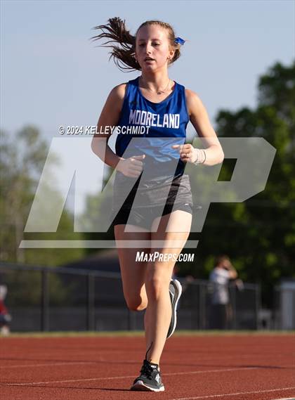 Thumbnail 1 in Weatherford Eagle Invitational (1600 Meter) photogallery.