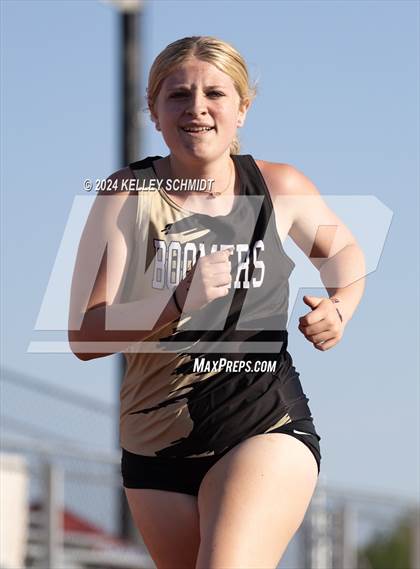 Thumbnail 1 in Weatherford Eagle Invitational (1600 Meter) photogallery.