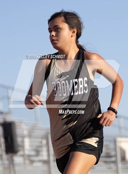 Thumbnail 2 in Weatherford Eagle Invitational (1600 Meter) photogallery.