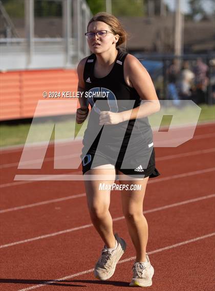Thumbnail 1 in Weatherford Eagle Invitational (1600 Meter) photogallery.