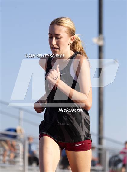 Thumbnail 2 in Weatherford Eagle Invitational (1600 Meter) photogallery.