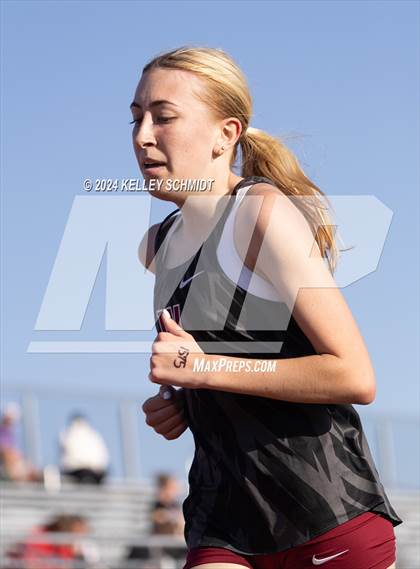 Thumbnail 3 in Weatherford Eagle Invitational (1600 Meter) photogallery.