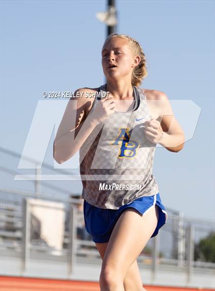 Thumbnail 2 in Weatherford Eagle Invitational (1600 Meter) photogallery.
