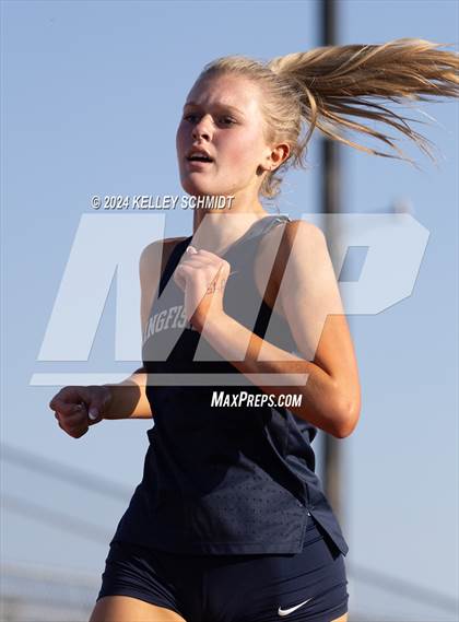 Thumbnail 2 in Weatherford Eagle Invitational (1600 Meter) photogallery.