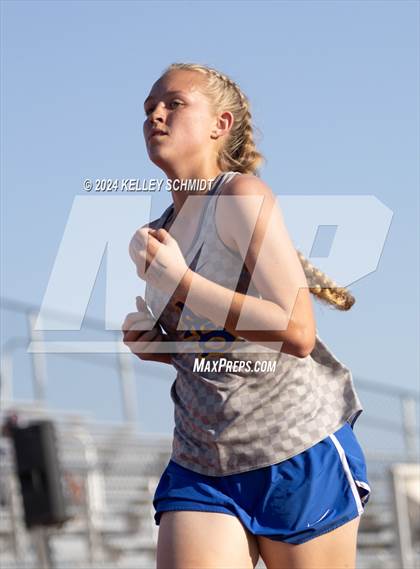Thumbnail 3 in Weatherford Eagle Invitational (1600 Meter) photogallery.