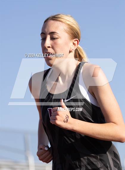 Thumbnail 2 in Weatherford Eagle Invitational (1600 Meter) photogallery.