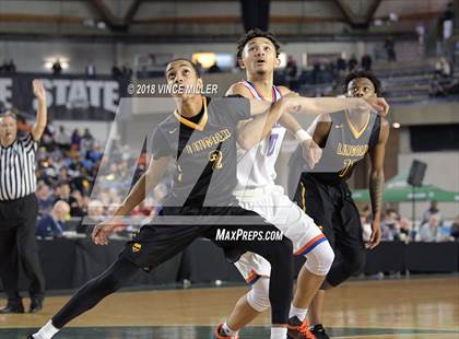 Thumbnail 1 in Lincoln vs. Rainier Beach (WIAA 3A Semifinal)  photogallery.