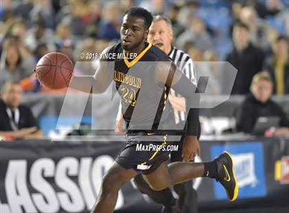 Thumbnail 1 in Lincoln vs. Rainier Beach (WIAA 3A Semifinal)  photogallery.