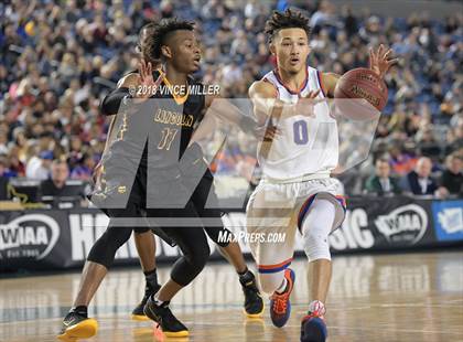 Thumbnail 2 in Lincoln vs. Rainier Beach (WIAA 3A Semifinal)  photogallery.