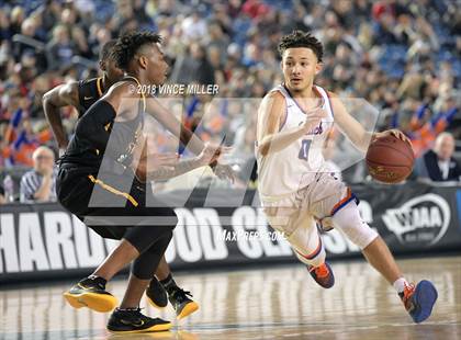 Thumbnail 2 in Lincoln vs. Rainier Beach (WIAA 3A Semifinal)  photogallery.