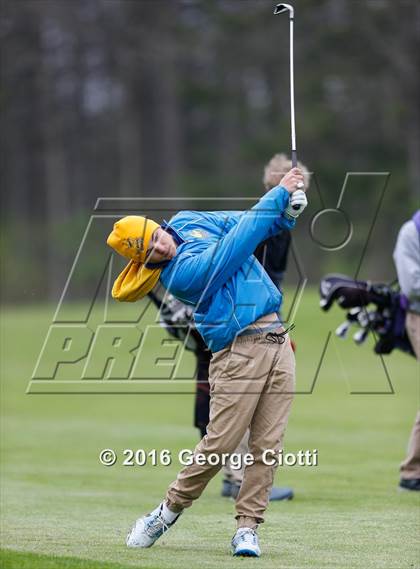 Thumbnail 2 in Westosha Central Invitational photogallery.