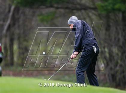 Thumbnail 3 in Westosha Central Invitational photogallery.