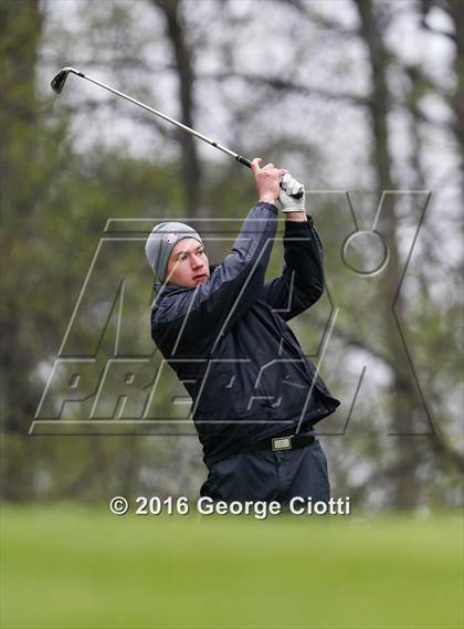 Thumbnail 3 in Westosha Central Invitational photogallery.