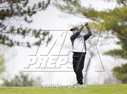 Thumbnail 2 in Westosha Central Invitational photogallery.