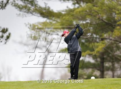 Thumbnail 1 in Westosha Central Invitational photogallery.