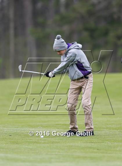 Thumbnail 2 in Westosha Central Invitational photogallery.