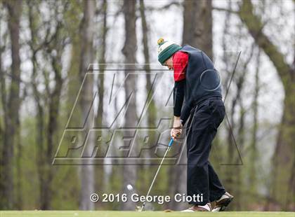 Thumbnail 2 in Westosha Central Invitational photogallery.