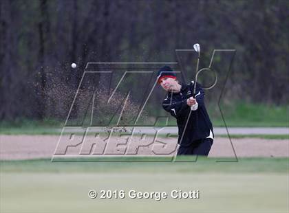 Thumbnail 3 in Westosha Central Invitational photogallery.