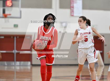Thumbnail 3 in Lincoln @ Lodi photogallery.