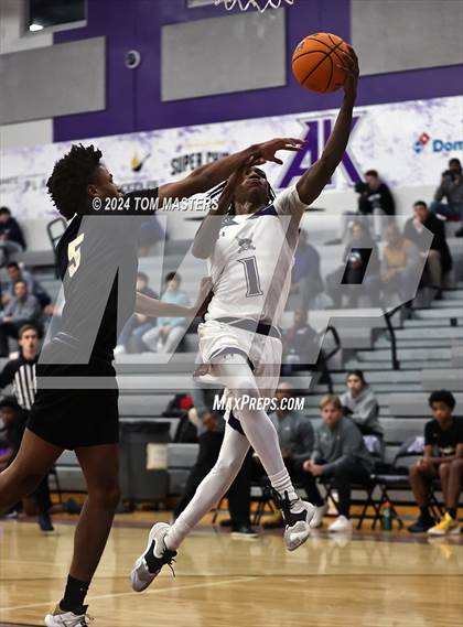 Thumbnail 2 in Porter Ridge vs Providence photogallery.