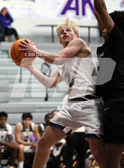 Thumbnail 2 in Porter Ridge vs Providence photogallery.
