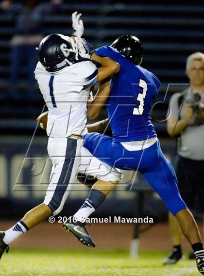 Thumbnail 2 in Milken vs Chadwick photogallery.