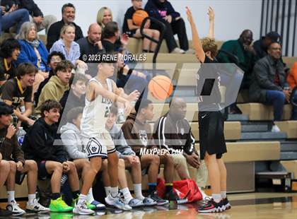 Thumbnail 3 in Harvard-Westlake vs Loyola photogallery.