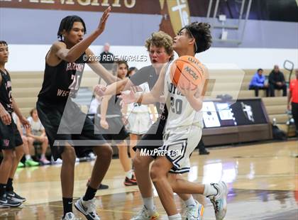 Thumbnail 2 in Harvard-Westlake vs Loyola photogallery.