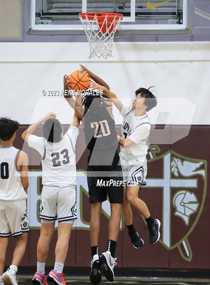 Thumbnail 3 in Harvard-Westlake vs Loyola photogallery.