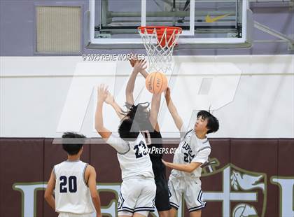 Thumbnail 1 in Harvard-Westlake vs Loyola photogallery.
