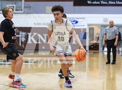 Thumbnail 3 in Harvard-Westlake vs Loyola photogallery.