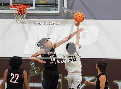 Thumbnail 3 in Harvard-Westlake vs Loyola photogallery.