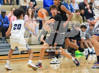 Thumbnail 3 in Harvard-Westlake vs Loyola photogallery.