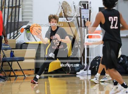 Thumbnail 2 in Harvard-Westlake vs Loyola photogallery.