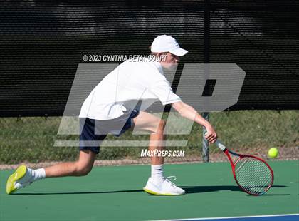 Thumbnail 2 in Arapahoe vs Columbine photogallery.