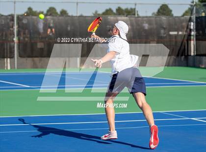 Thumbnail 1 in Arapahoe vs Columbine photogallery.