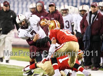 Thumbnail 2 in St. Joseph's Collegiate Institute vs. St. Francis (Monsignor Martin Final) photogallery.