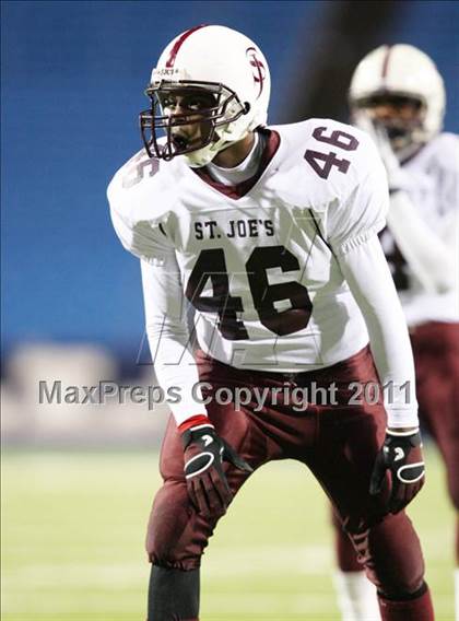 Thumbnail 3 in St. Joseph's Collegiate Institute vs. St. Francis (Monsignor Martin Final) photogallery.
