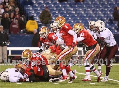 Thumbnail 1 in St. Joseph's Collegiate Institute vs. St. Francis (Monsignor Martin Final) photogallery.