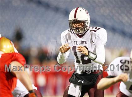 Thumbnail 1 in St. Joseph's Collegiate Institute vs. St. Francis (Monsignor Martin Final) photogallery.
