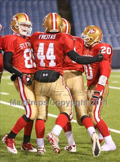 Thumbnail 2 in St. Joseph's Collegiate Institute vs. St. Francis (Monsignor Martin Final) photogallery.