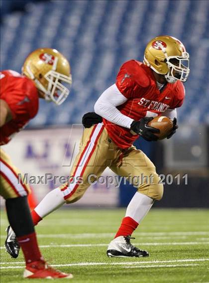 Thumbnail 1 in St. Joseph's Collegiate Institute vs. St. Francis (Monsignor Martin Final) photogallery.
