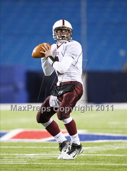 Thumbnail 1 in St. Joseph's Collegiate Institute vs. St. Francis (Monsignor Martin Final) photogallery.