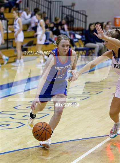 Thumbnail 3 in Southern Wells @ Woodlan photogallery.