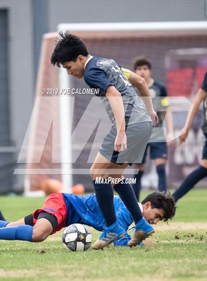 Thumbnail 3 in Jefferson vs. O'Connor (Scrimmage) photogallery.