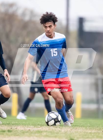 Thumbnail 3 in Jefferson vs. O'Connor (Scrimmage) photogallery.