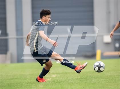 Thumbnail 2 in Jefferson vs. O'Connor (Scrimmage) photogallery.