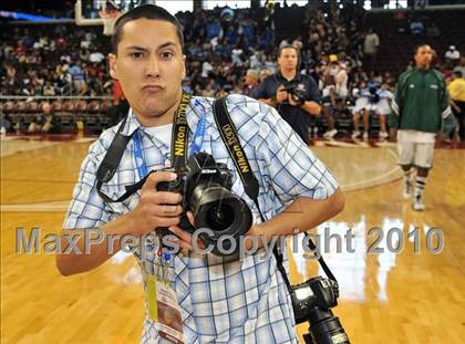 Thumbnail 3 in Compton vs. Lincoln (CIF SoCal D2 Final) photogallery.